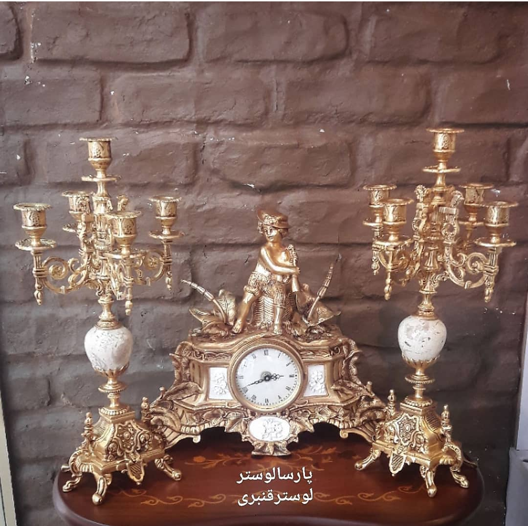 ساعت شمعدان