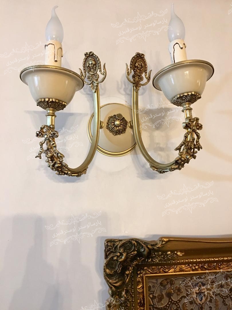 دیواری کاملیا