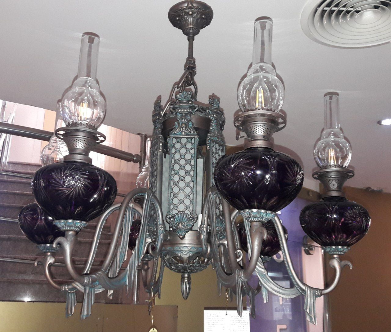 لوسترچراغ نفتی پنجره ای