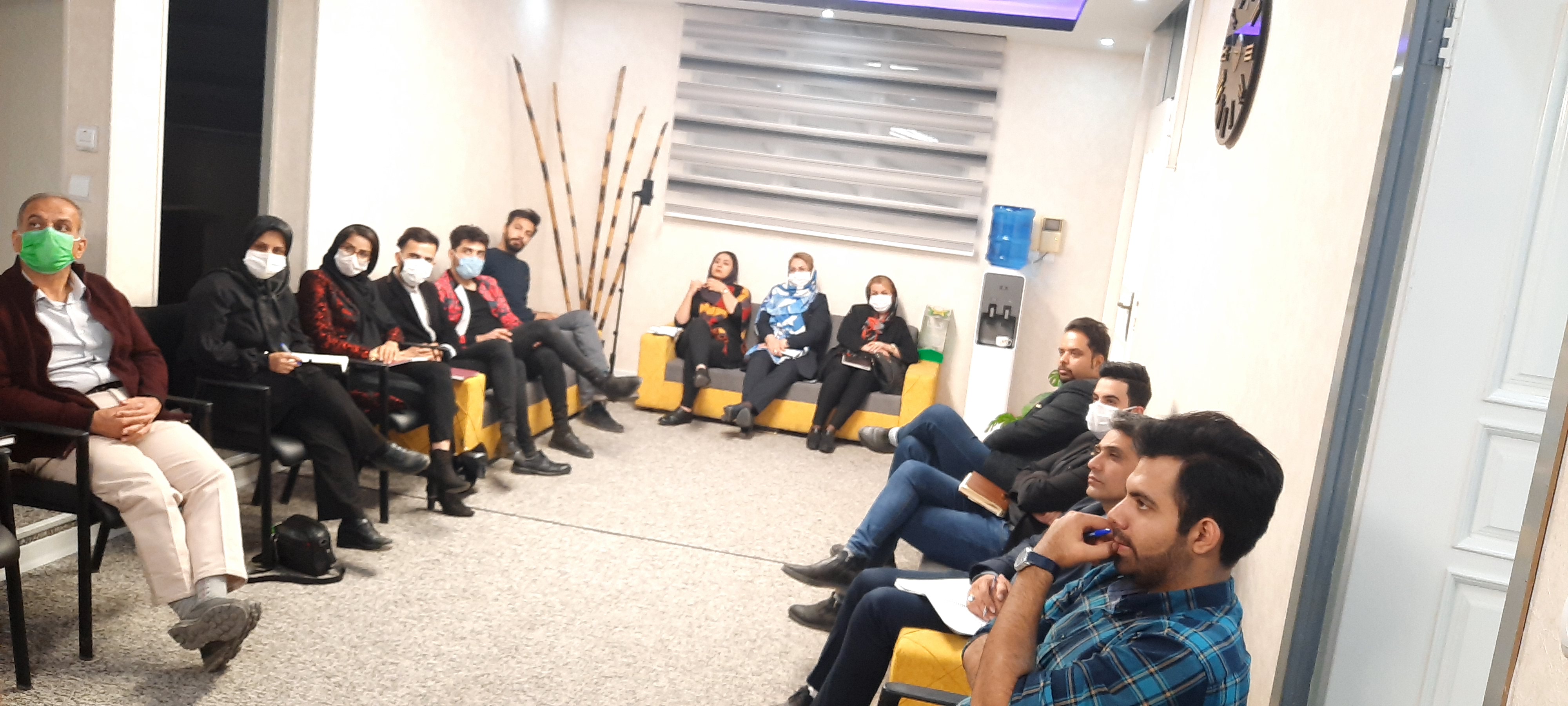 آی نوتی اصفهان
