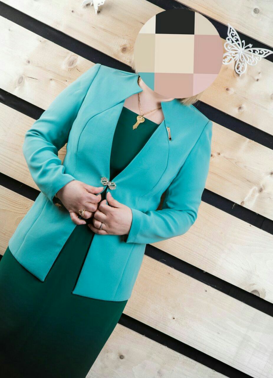 کت وسارافون.نگین