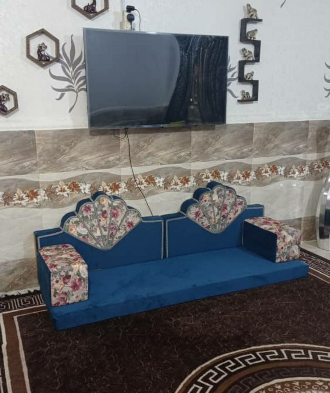 تولیدی پشتی خلیجی و مبل سنتی نجفی