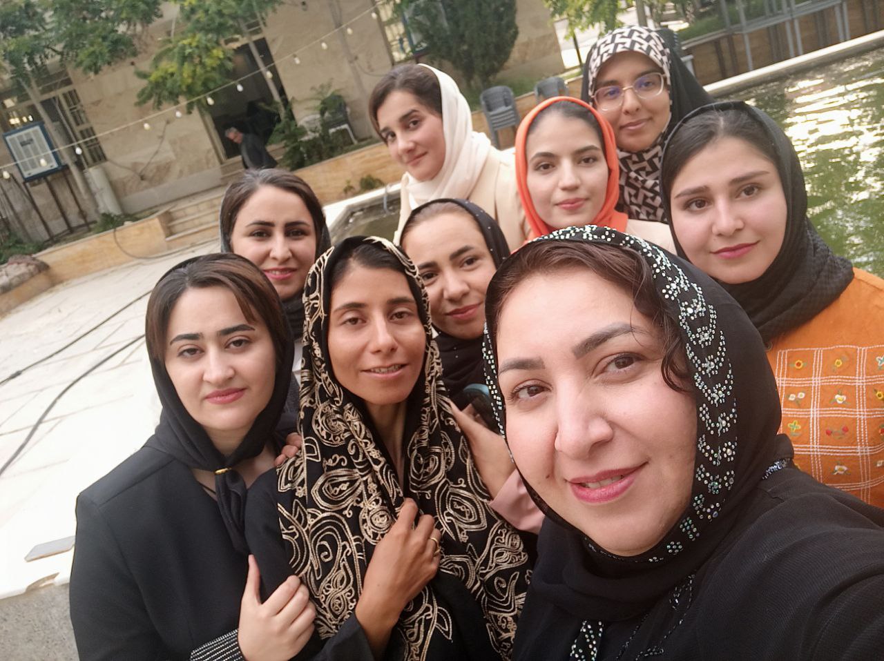 دختران پاتلاگ