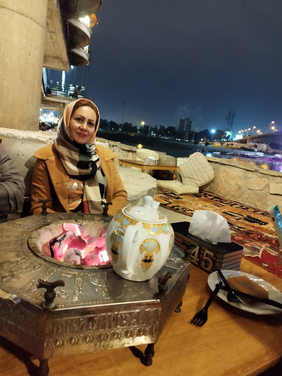مریم برزگرتاش
