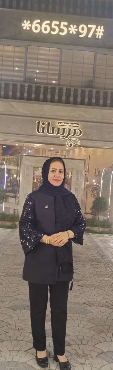 مریم برزگرتاش