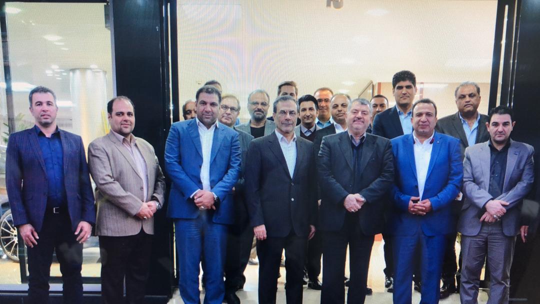 نمایشگاه مرکزی بنز