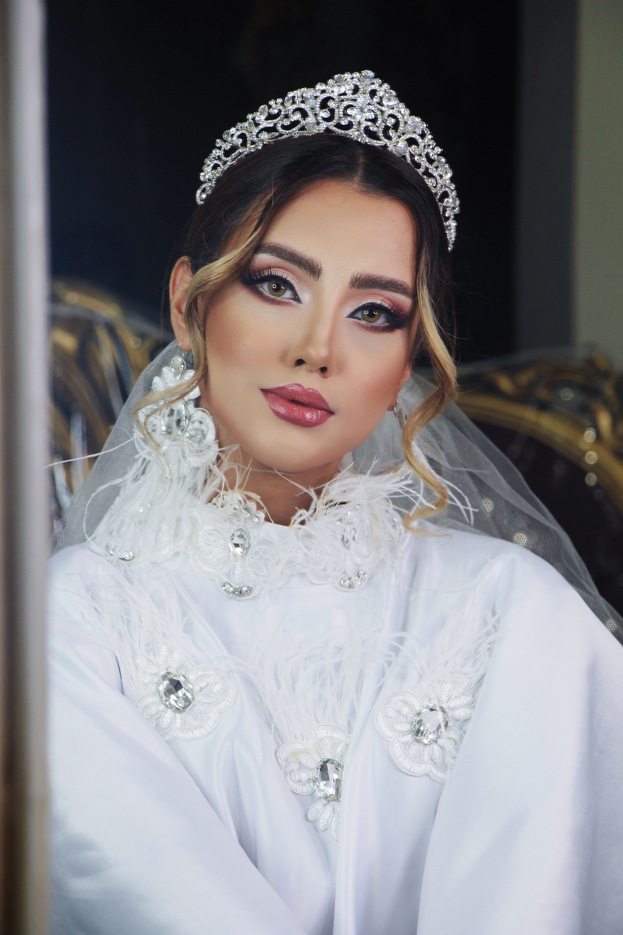 میکاپ استخری ضد اب و تعریق