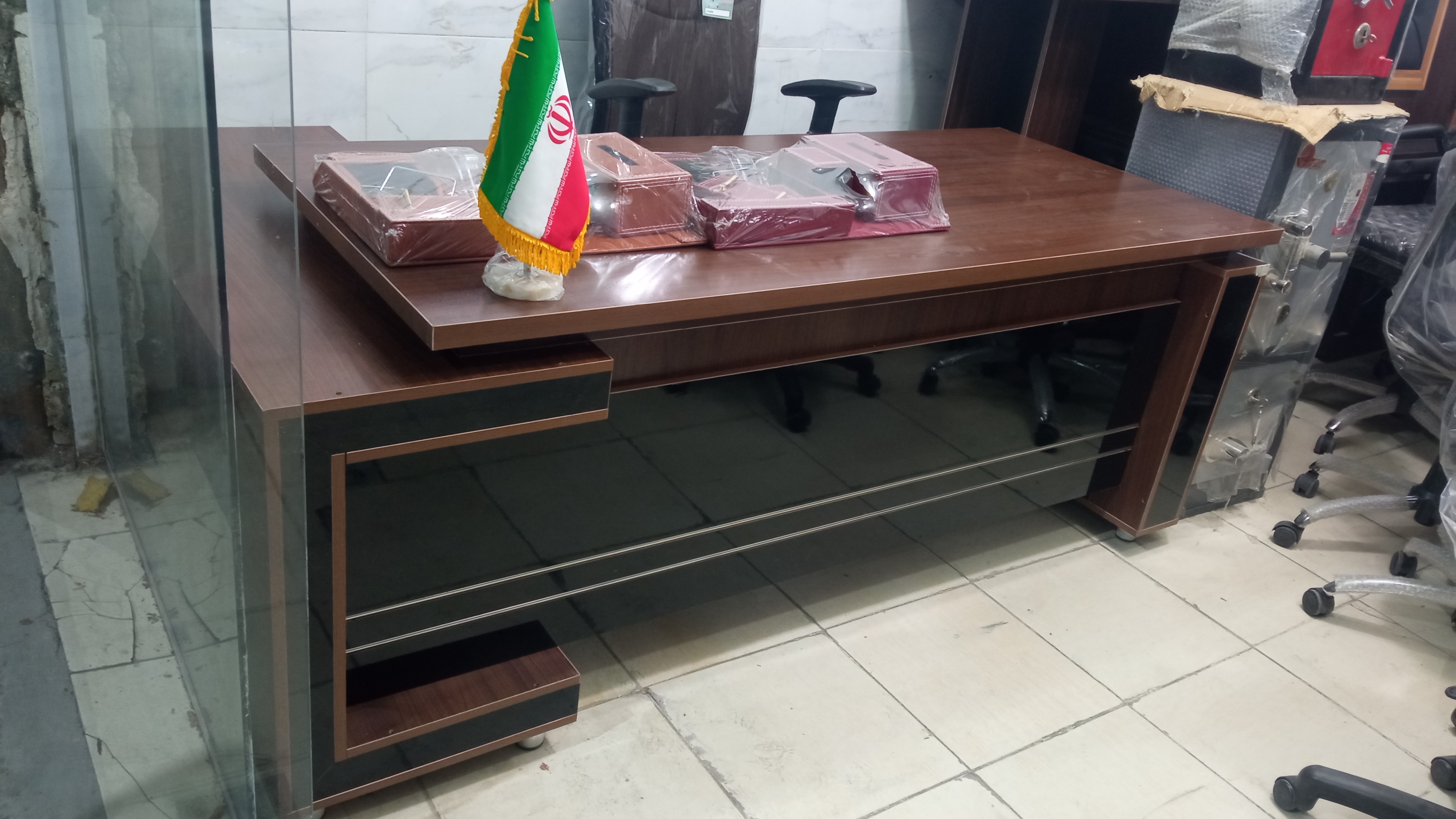 میز ال