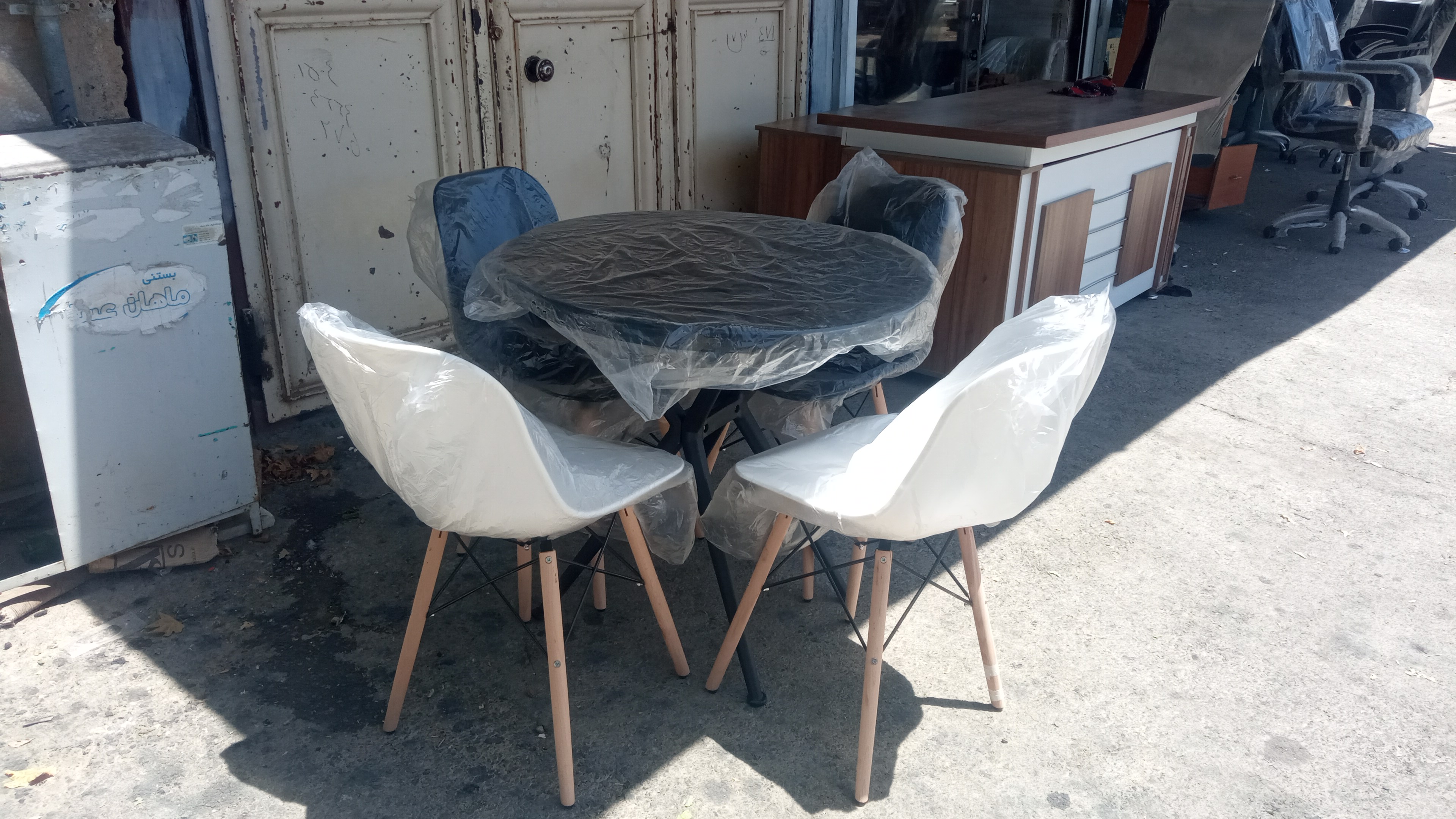 میز غذاخوری