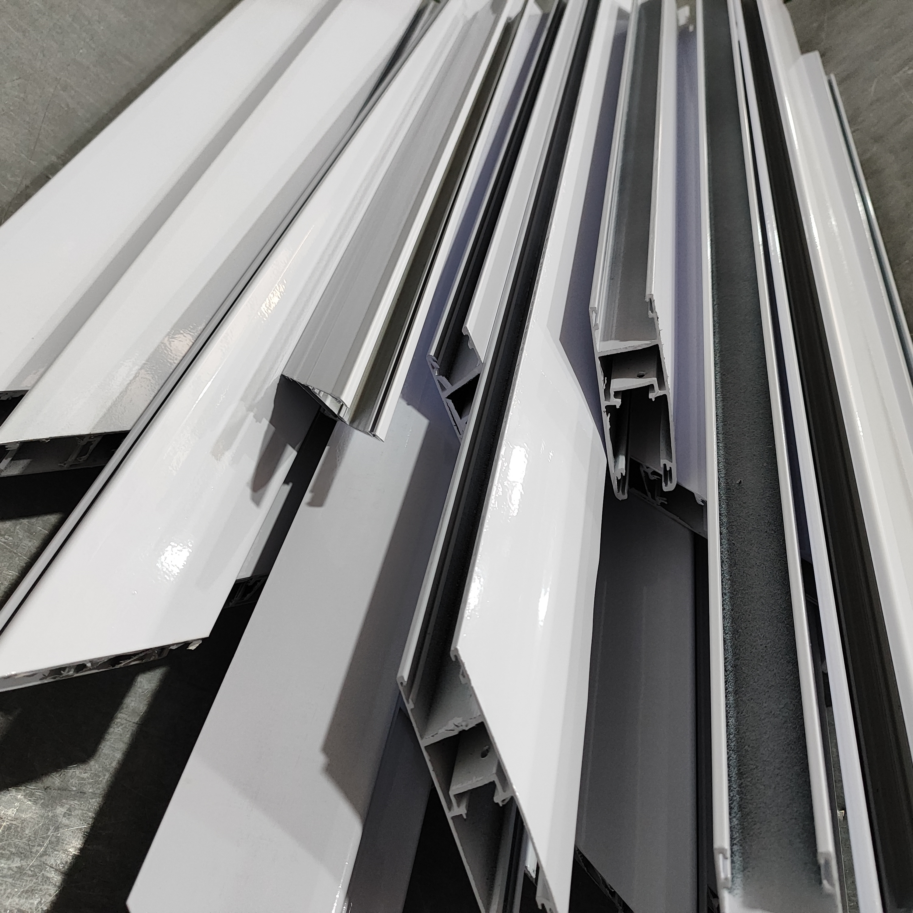 رنگ کوره ای الکترواستاتیک در رشت گیلان