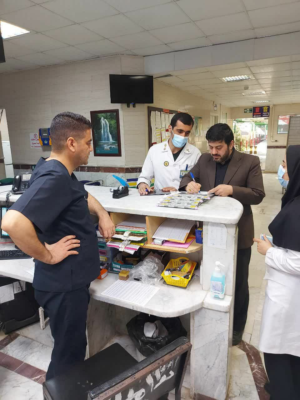 دکتر وحید هادی