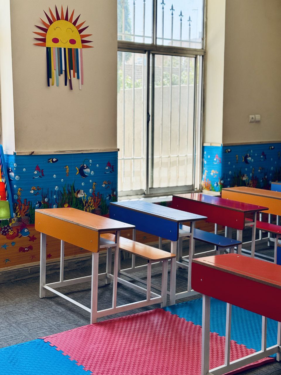 کودکستان ایران زمین