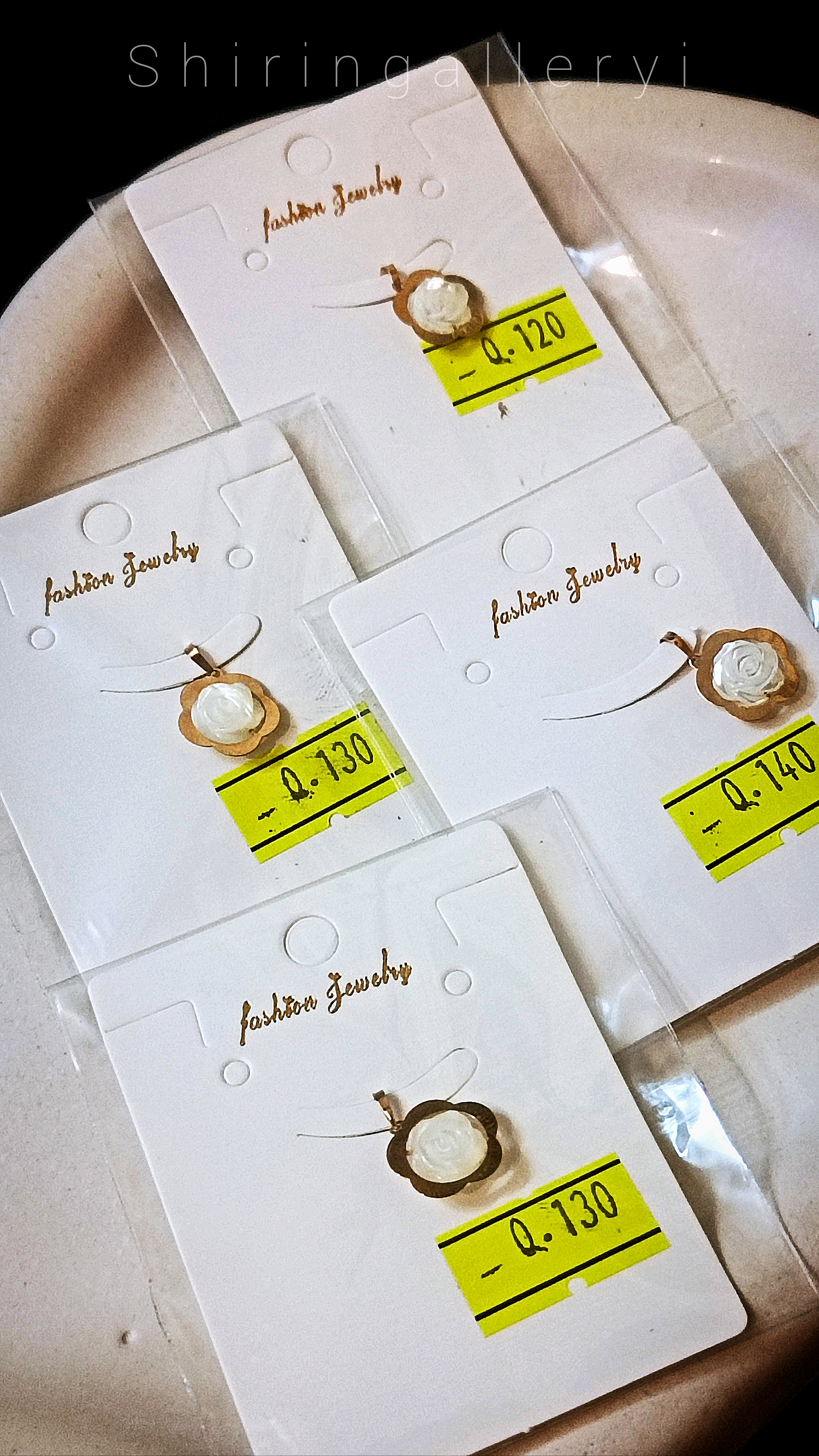 گردنی طلا در بروجرد