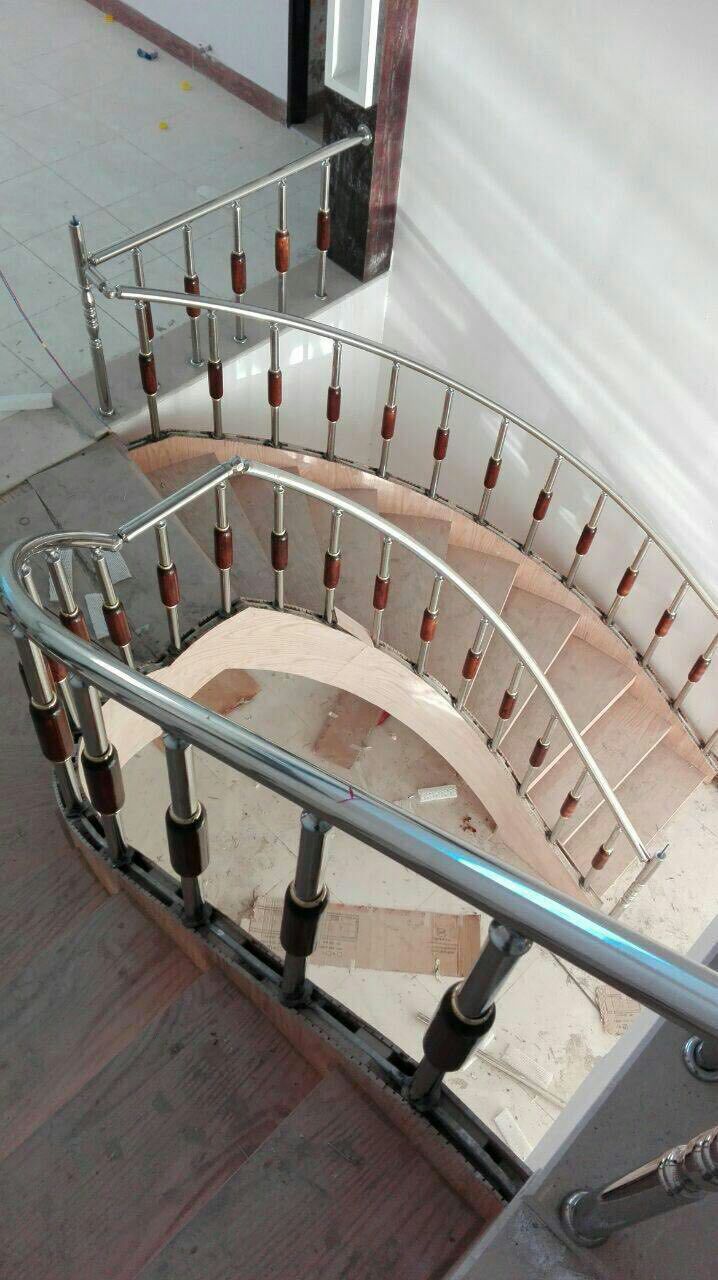 مرکز فروش نرده استیل در کرج