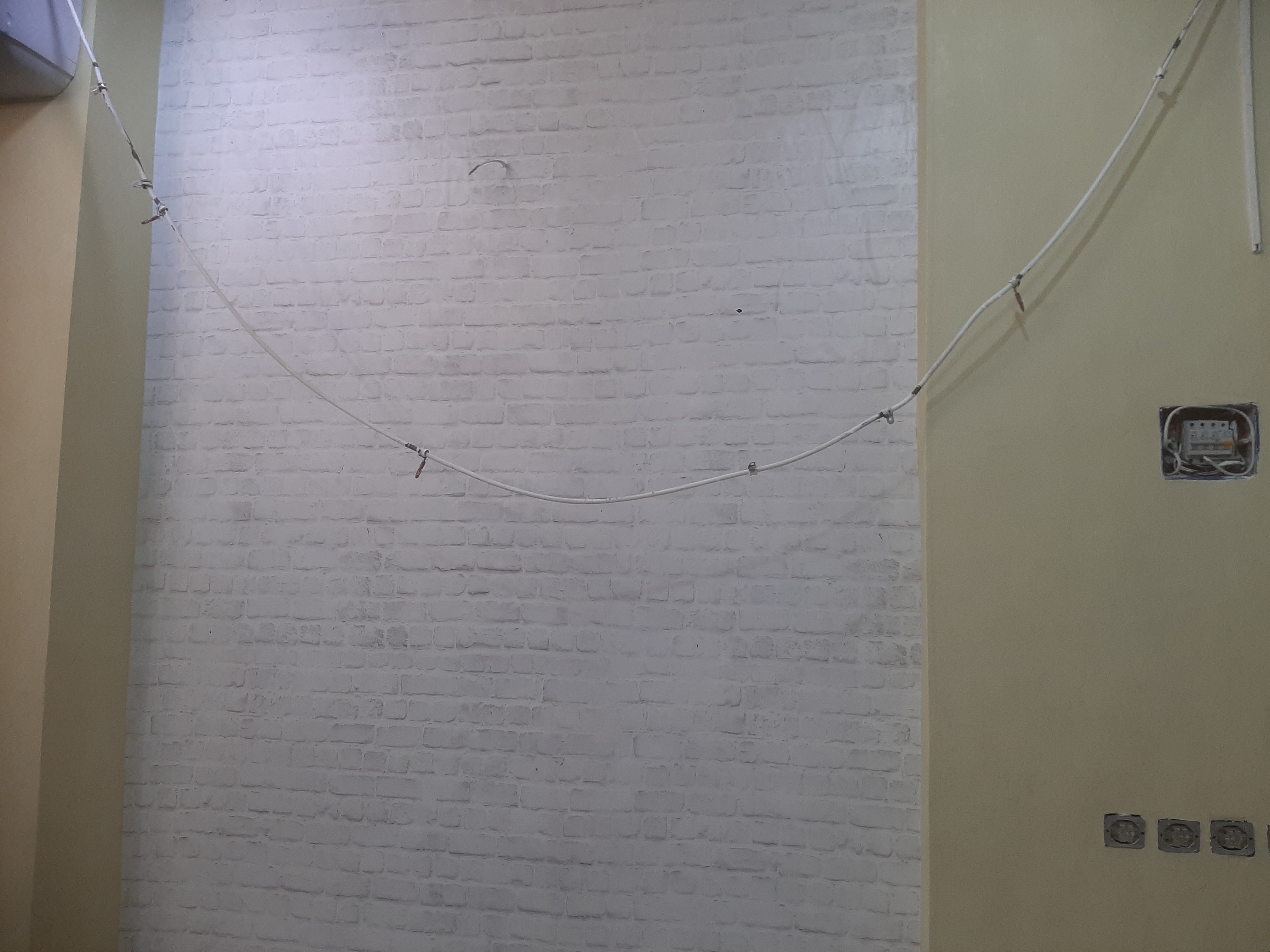 نصب کاغذ دیواری