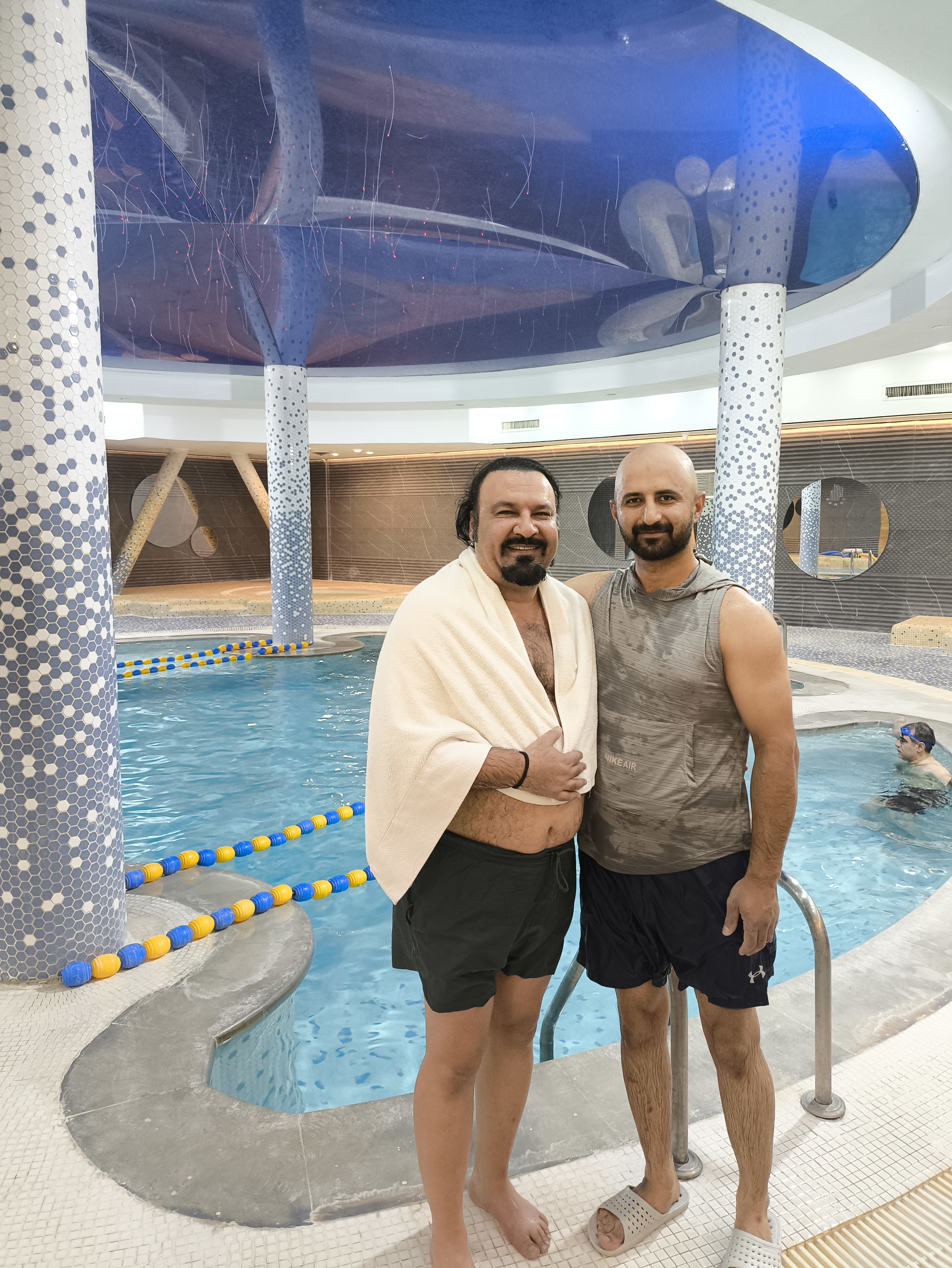 من و *دکتر منیری*