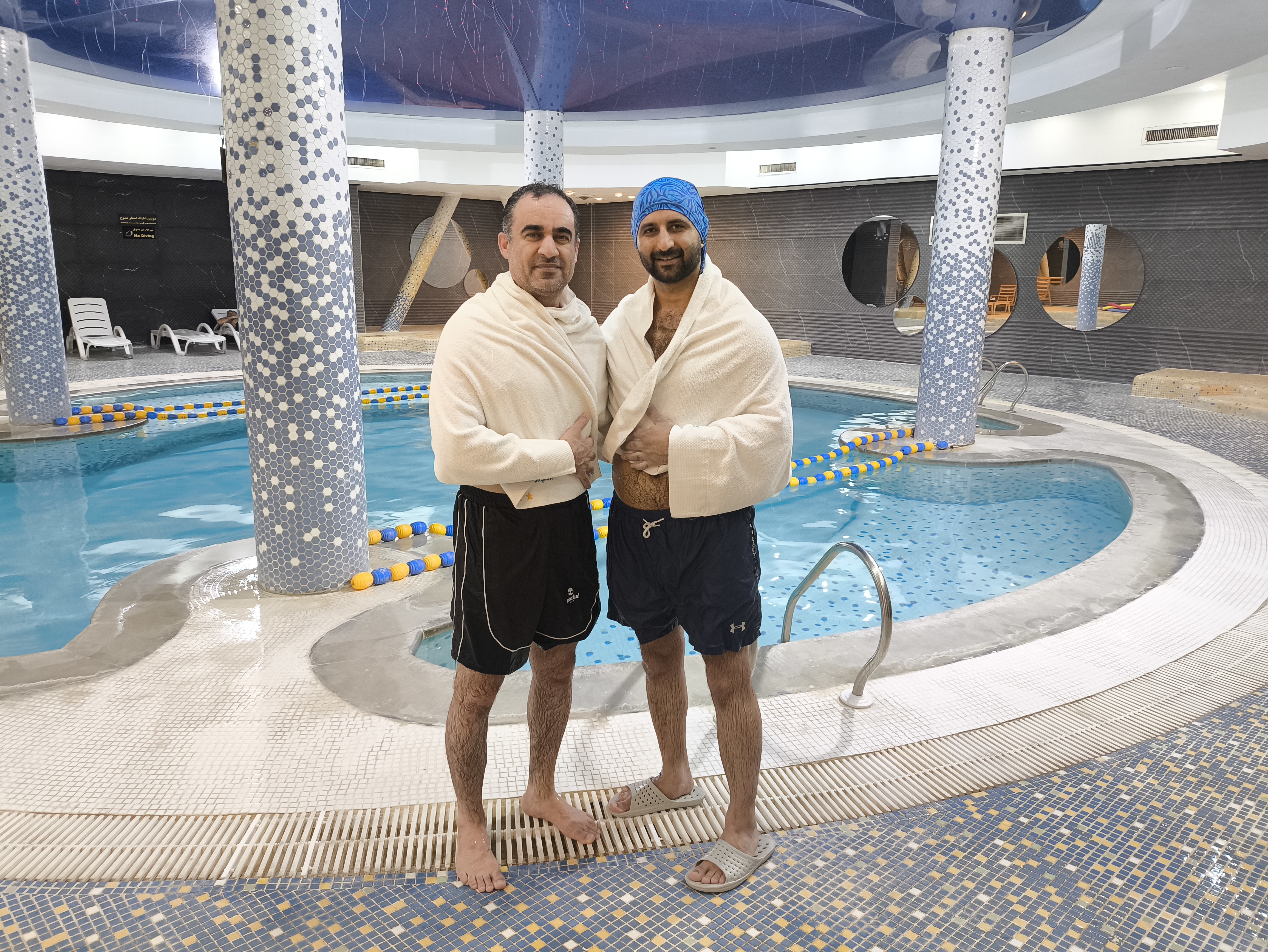 من و *آقای برنهاد*