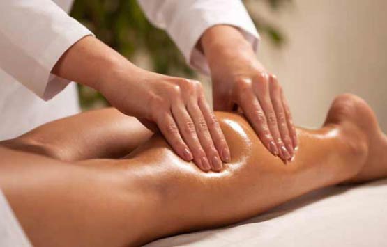 ماساژ عضله دوقلو پا