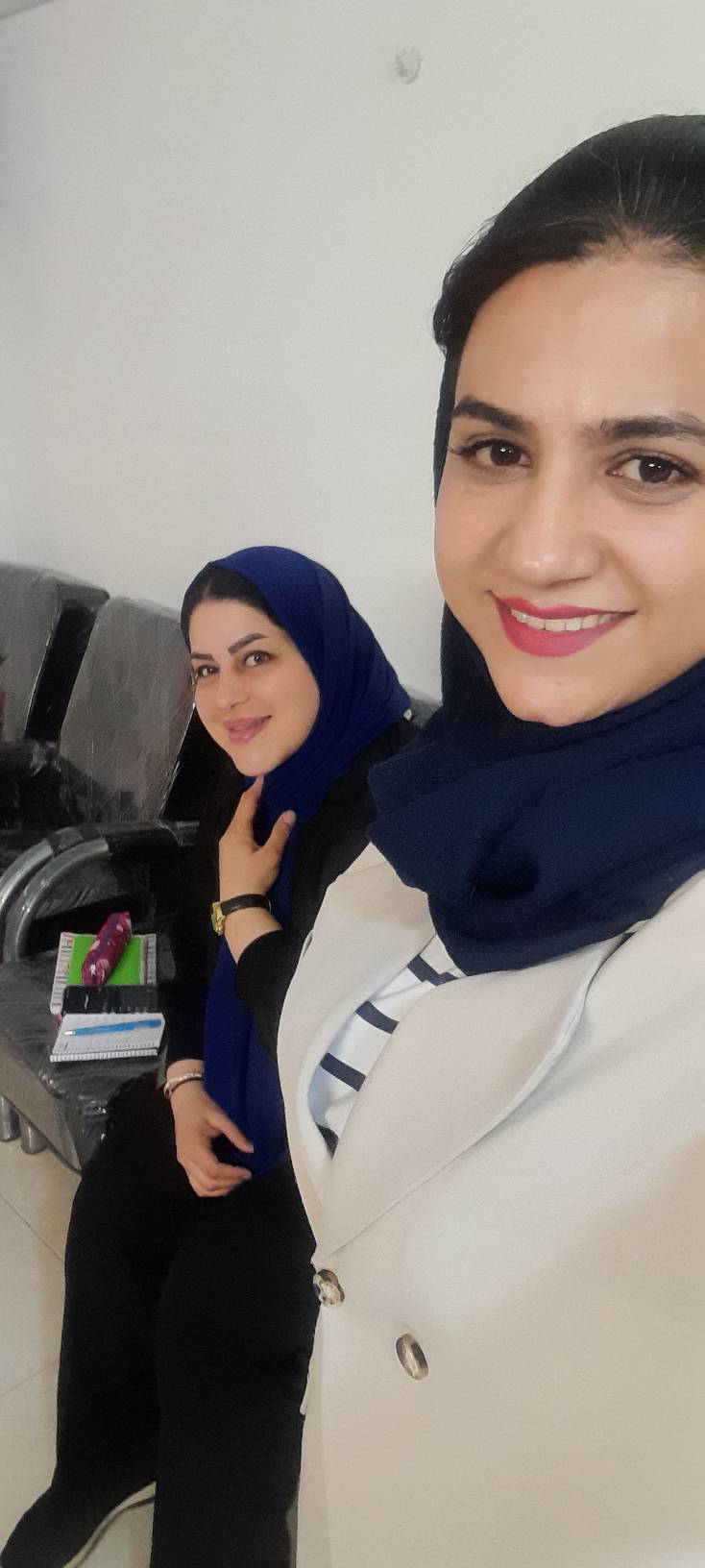 دوستانه