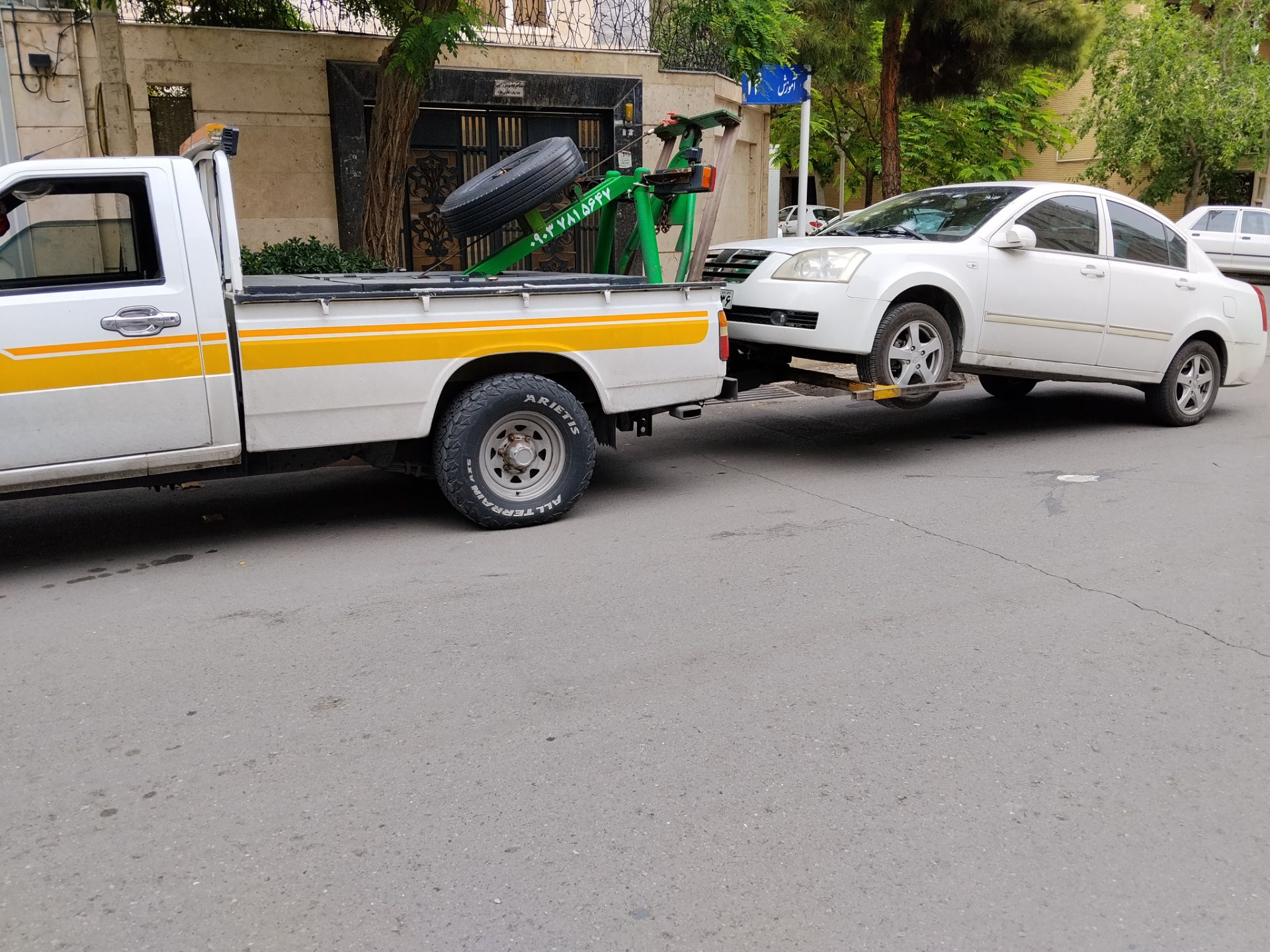 شماره امداد خودرو وکیل اباد