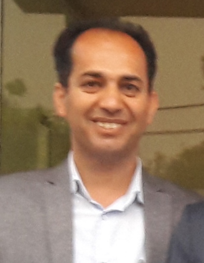 مهراب لریایی نژاد