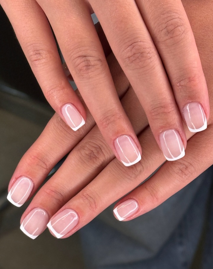 کاشت ناخن در سالن شیخ بهایی