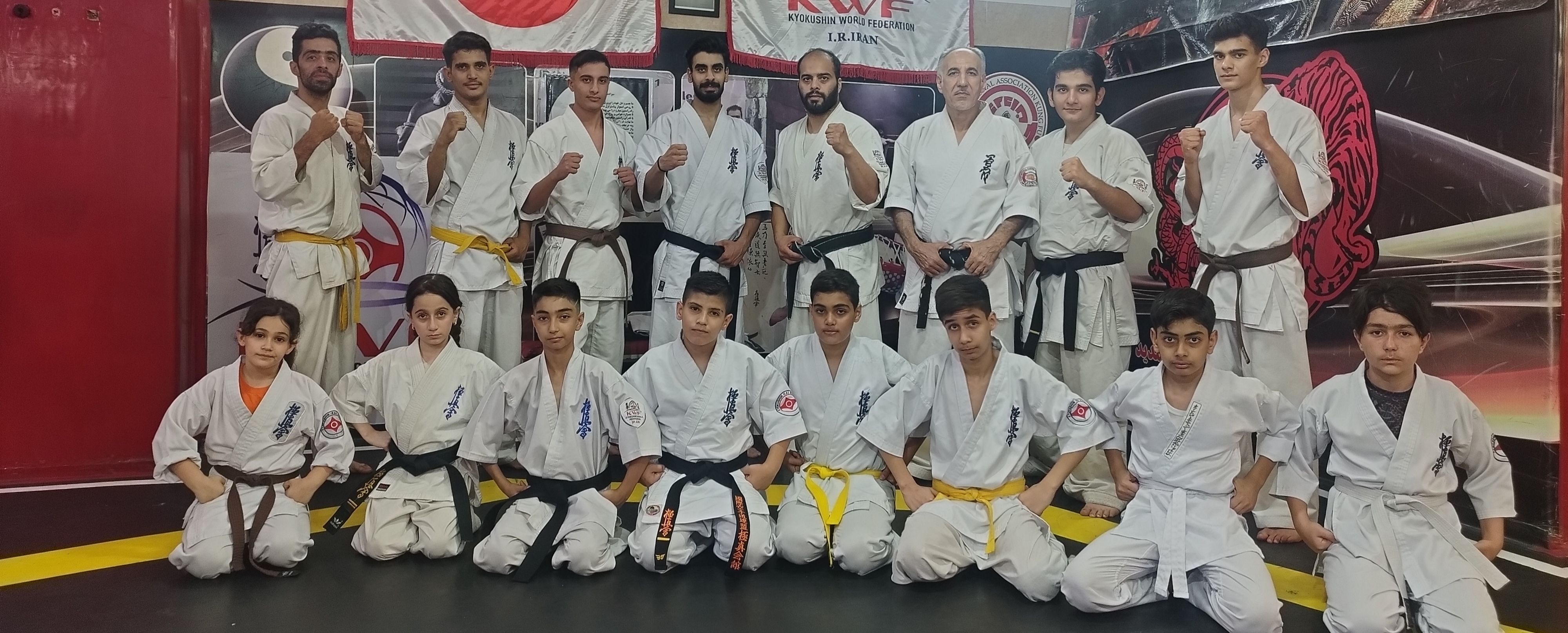 قهرمانان باشگاه سیاه