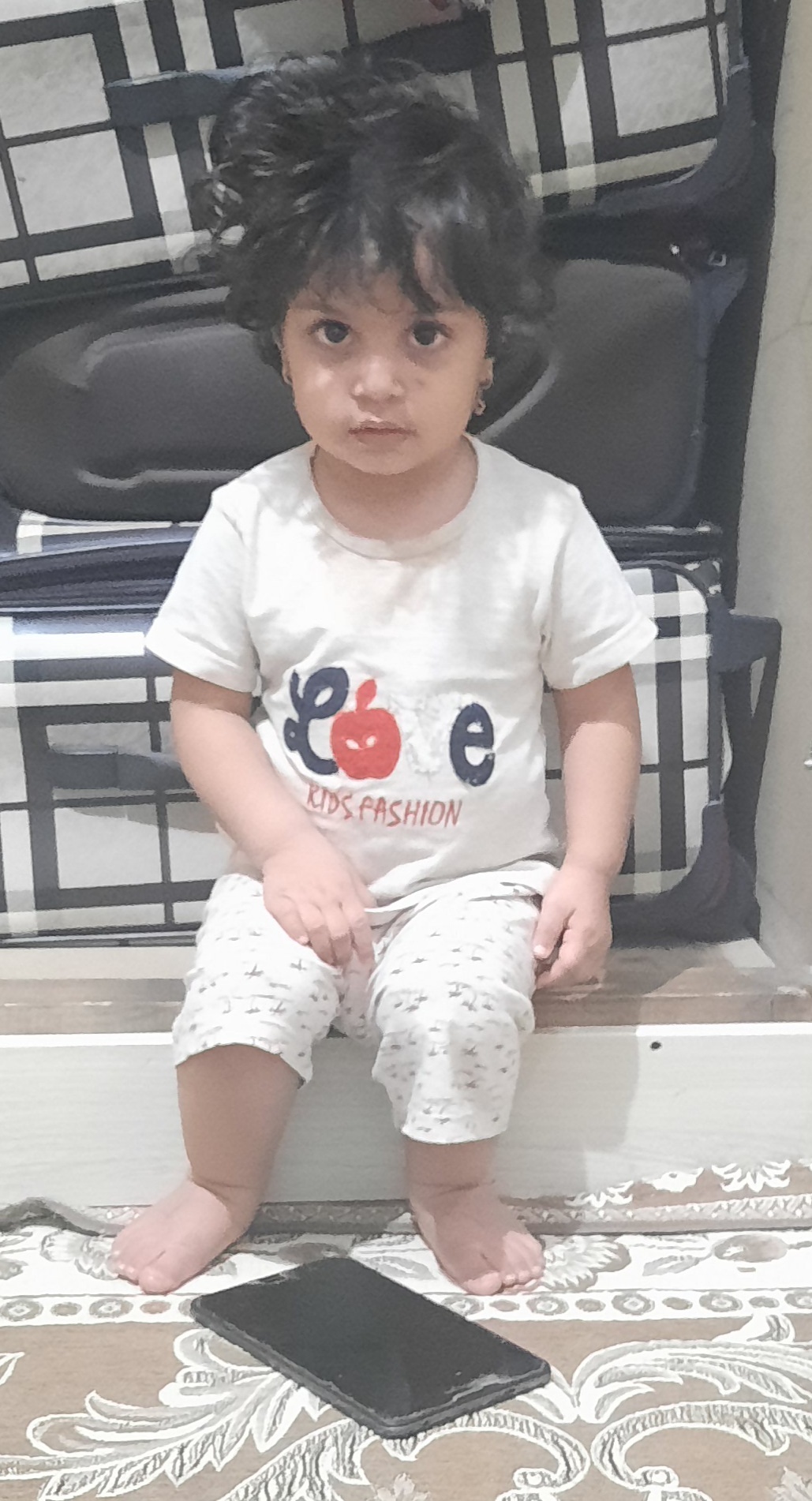یس