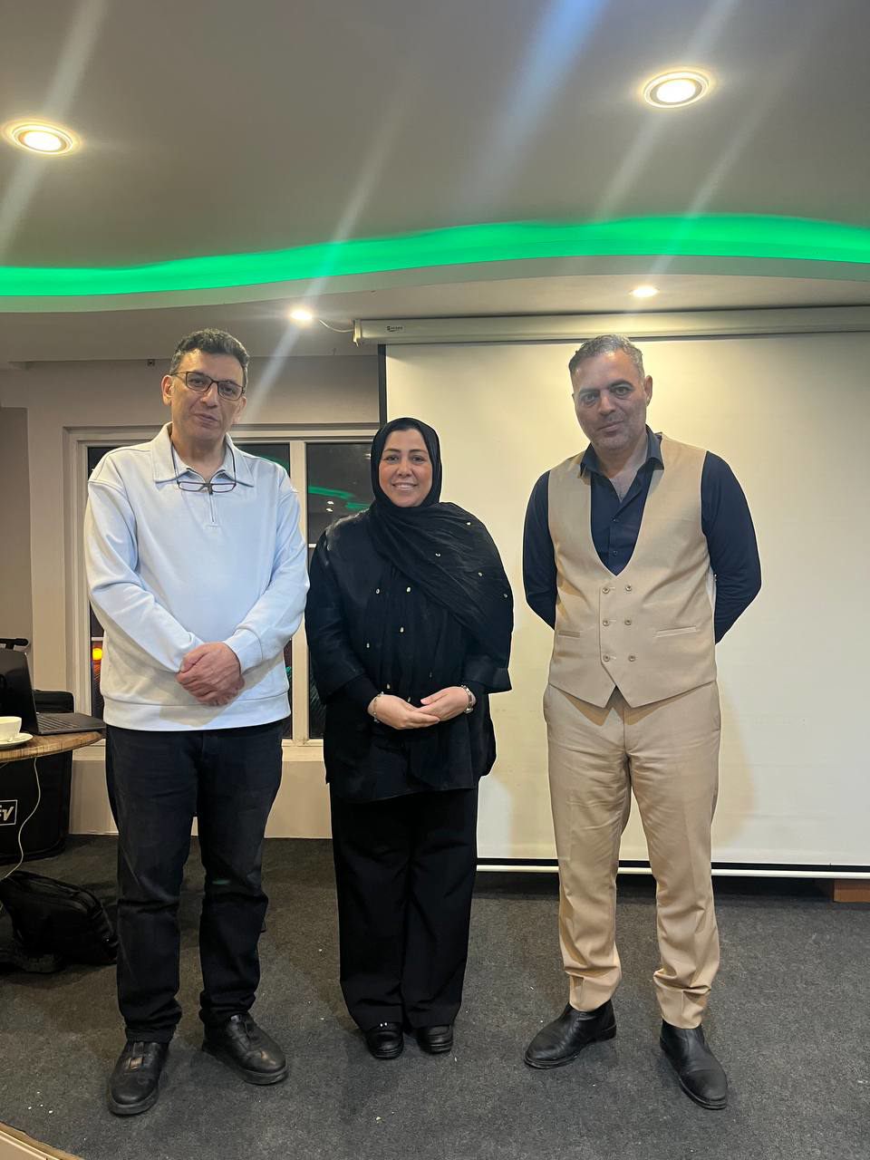  کارشناس بین المللی هلدینگ گسترش طراحان نقش الماس 