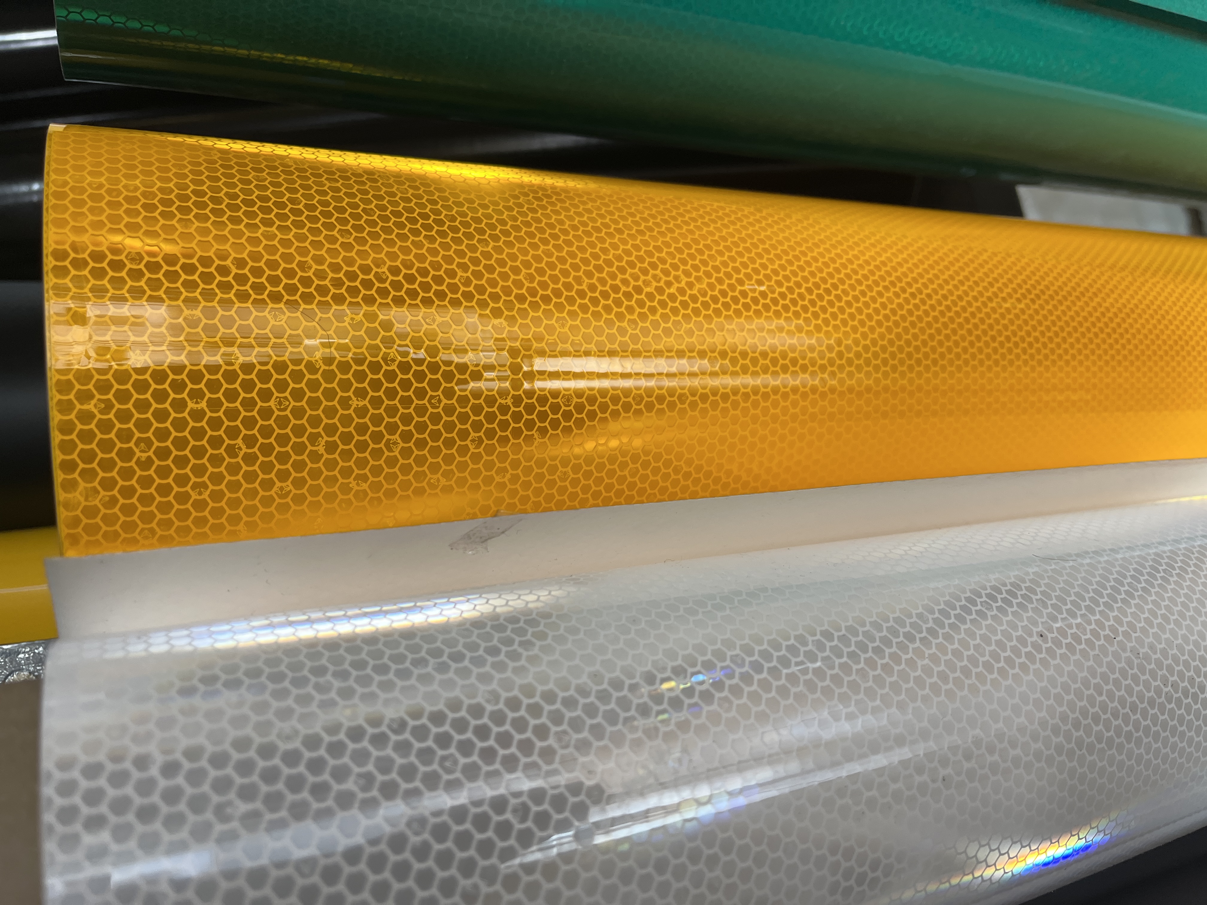 شبرنگ لانه زنبوری 