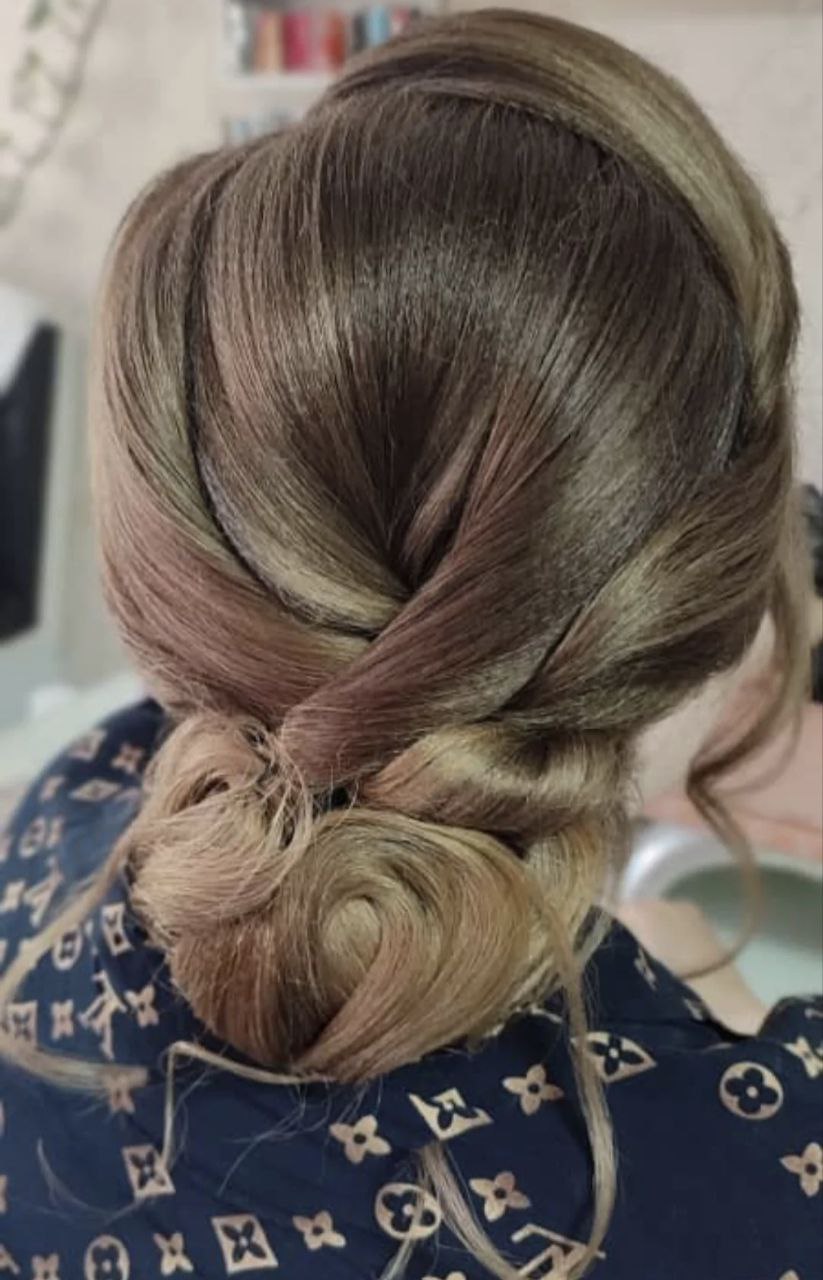 خدمات شینیون 🥰 برای دیدن نمونه کارهای بیشتر روی عکس کیلیک کنین ☝🏻