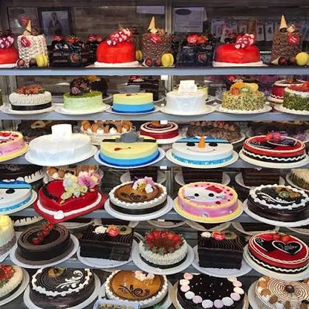 شیرینی و کیک