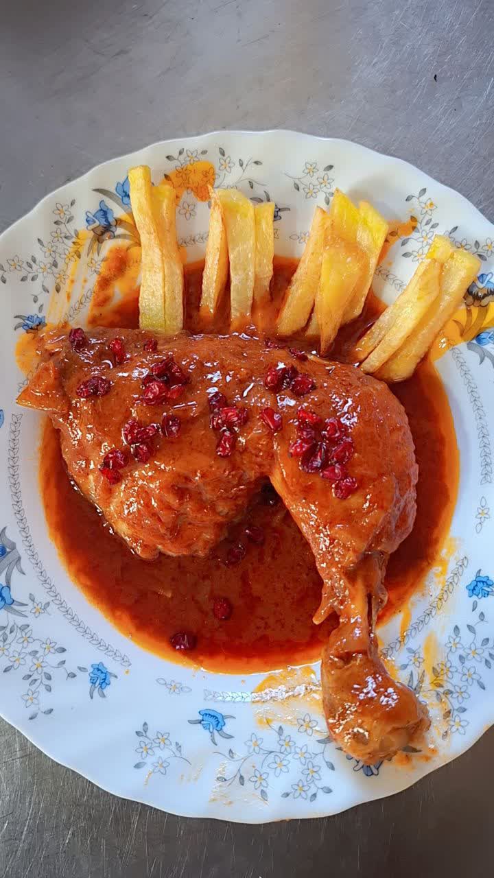 مرغ زرشک پلویی