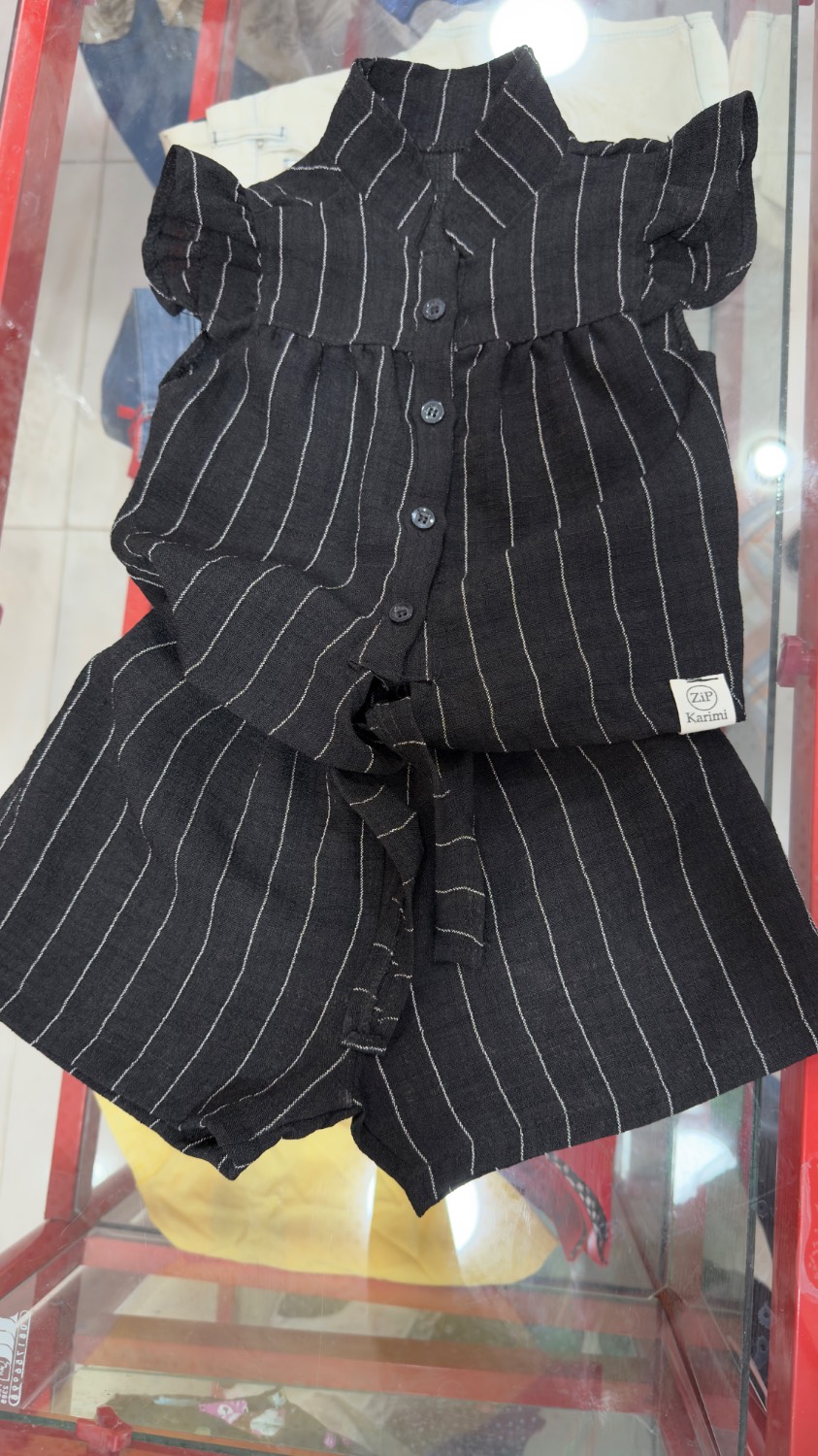 تیشرت و شلوارک 