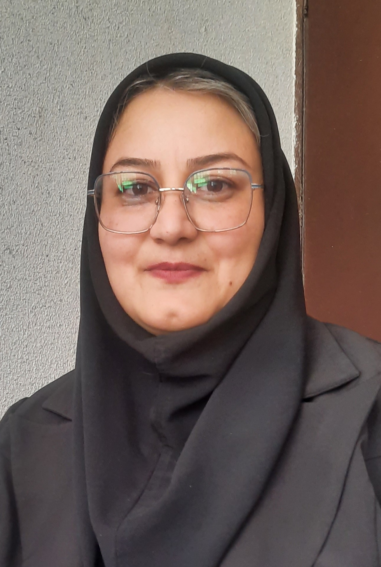 خانم پوررشیدی 