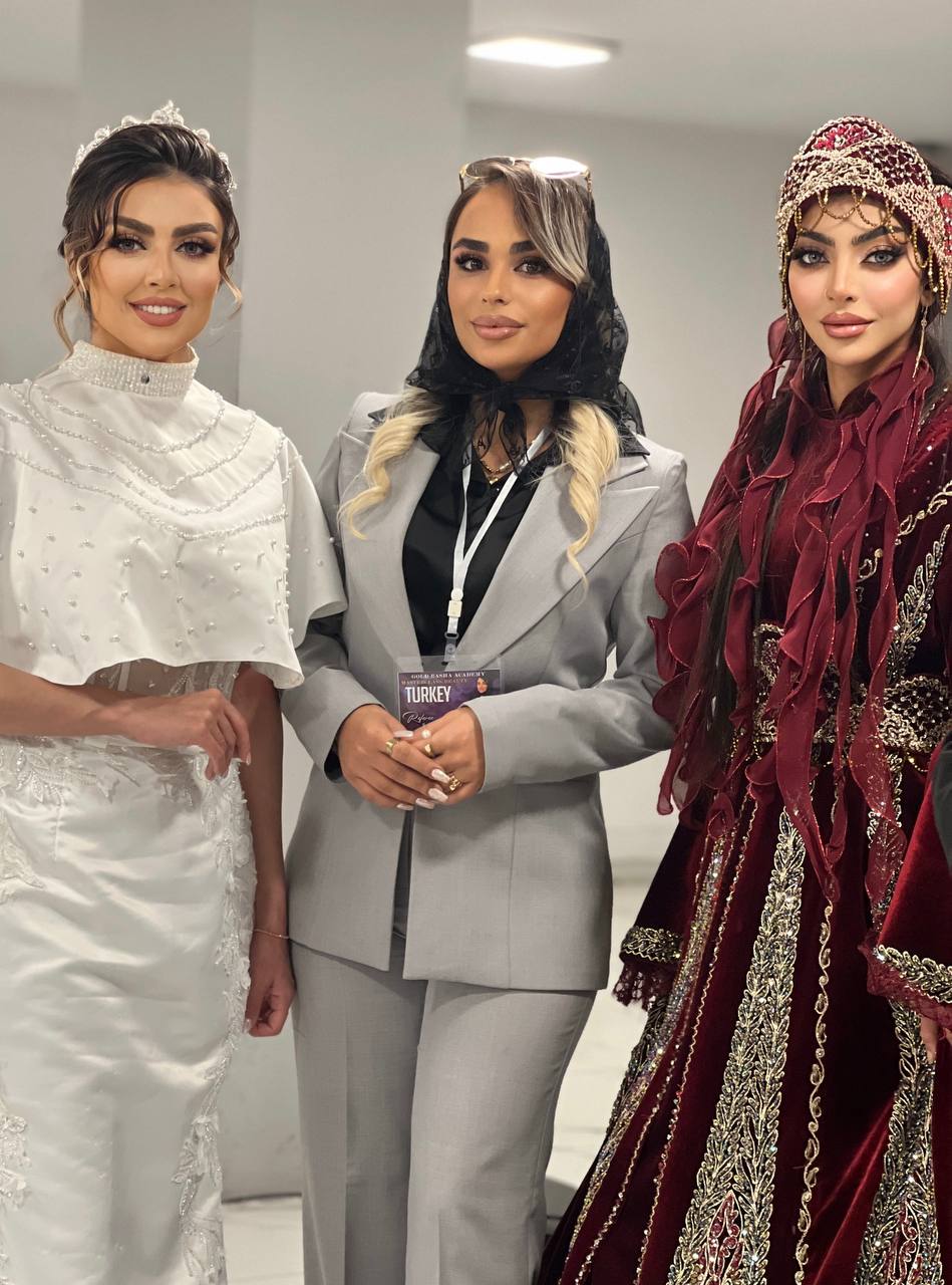 خدمات عروس 👰‍♂️ برای دیدن نمونه کارهایی بیشتر روی عکس کلیک کنین ☝🏻 