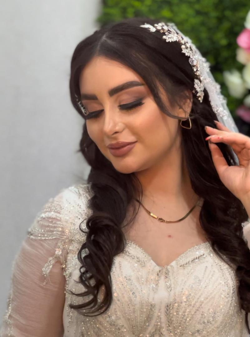 خدمات تخصوصی عروس 🥰برای دیدنه نمونه کارهایی بیشتر روی عکس کلیک کنین☝🏻