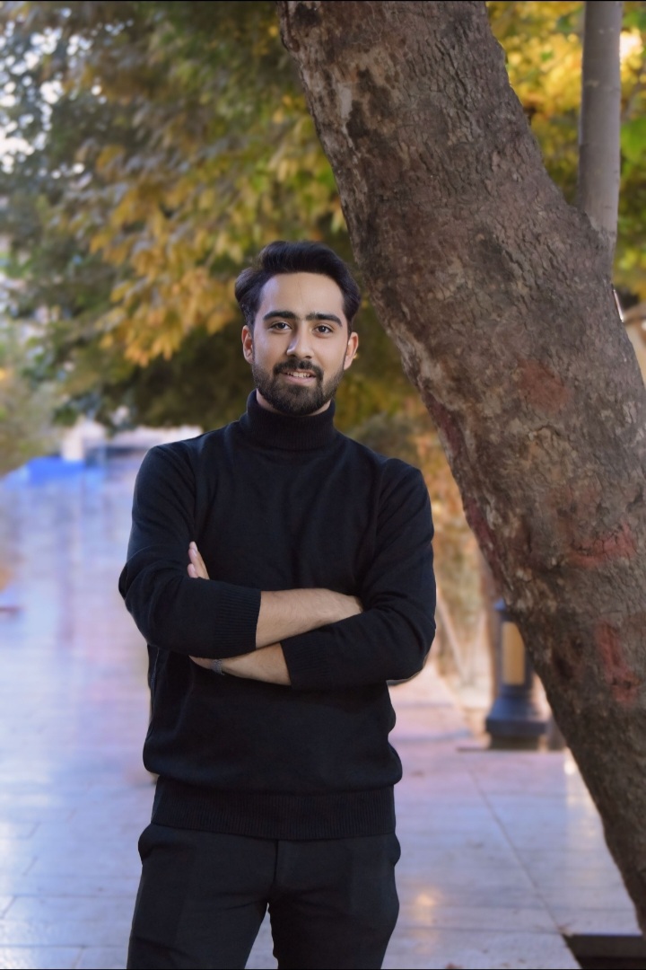 کارشناس فروش خدمات الکترونیک 