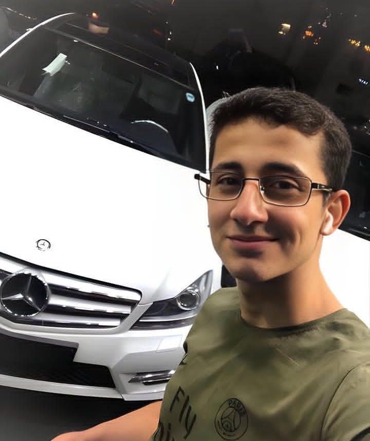 عباس نیارش گلفزانی (کارشناس فروش شرکت آینوتی)