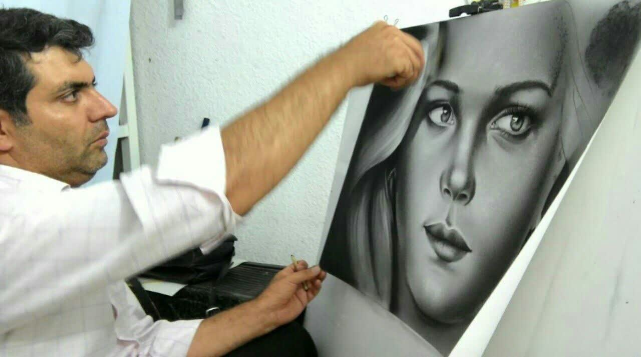 سیاه قلم ، کنته ذغال ( روی عکس ضربه بزنید )