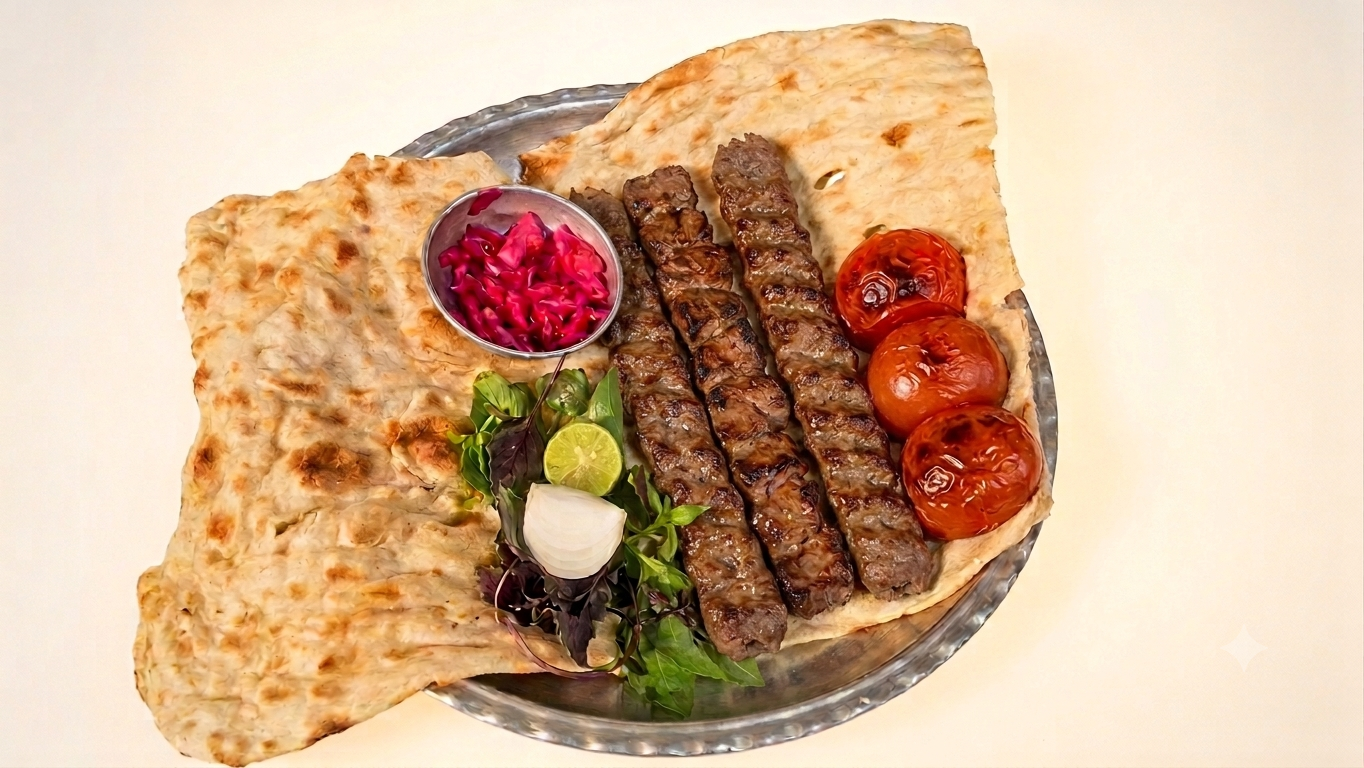 کباب مخلوط(1 سیخ کوبیده،1سیخ چنجه)