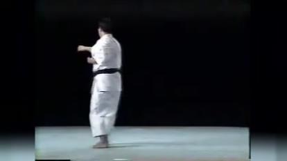 کاتای هیان نیدان شیتوریو - Kata Heian Nidan Shitoryu