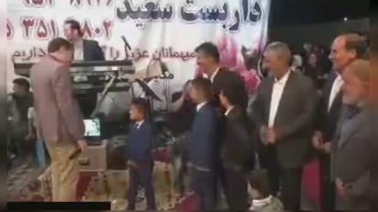پسربچه بامزه