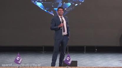 (تقدیر از امید نظری در همایش بزرگ آی نوتی)