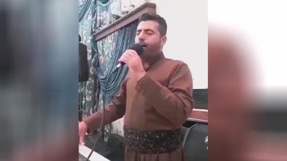 ایت احمد نژاد جدید هم میزنه هم میخونه