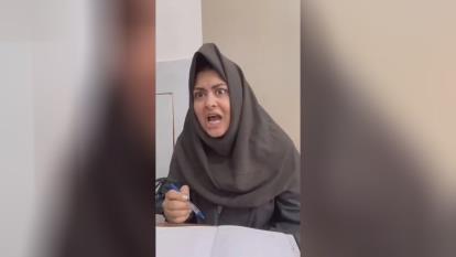 دهن معلم سرویس کردن اینا گودزیلان یا بچه 😂😂😂