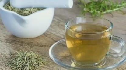 دمنوش های گیاهی که برای جلوگیری از طاسی و ریزش م