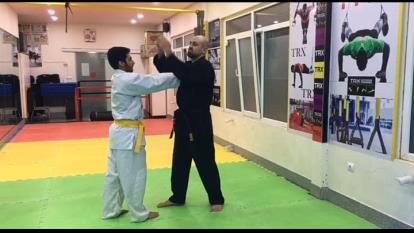 آموزش دفاع شخصی