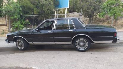آگهی کاپریس بروگهام مشکی 1988