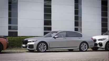 پارک اتوماتیک BMW